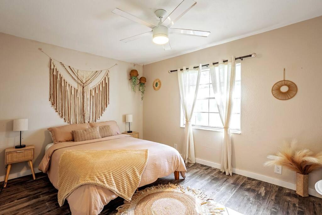 Cozy Lakefront Home W/ Pool -7 Mins From Legoland วินเทอร์เฮเวน ภายนอก รูปภาพ