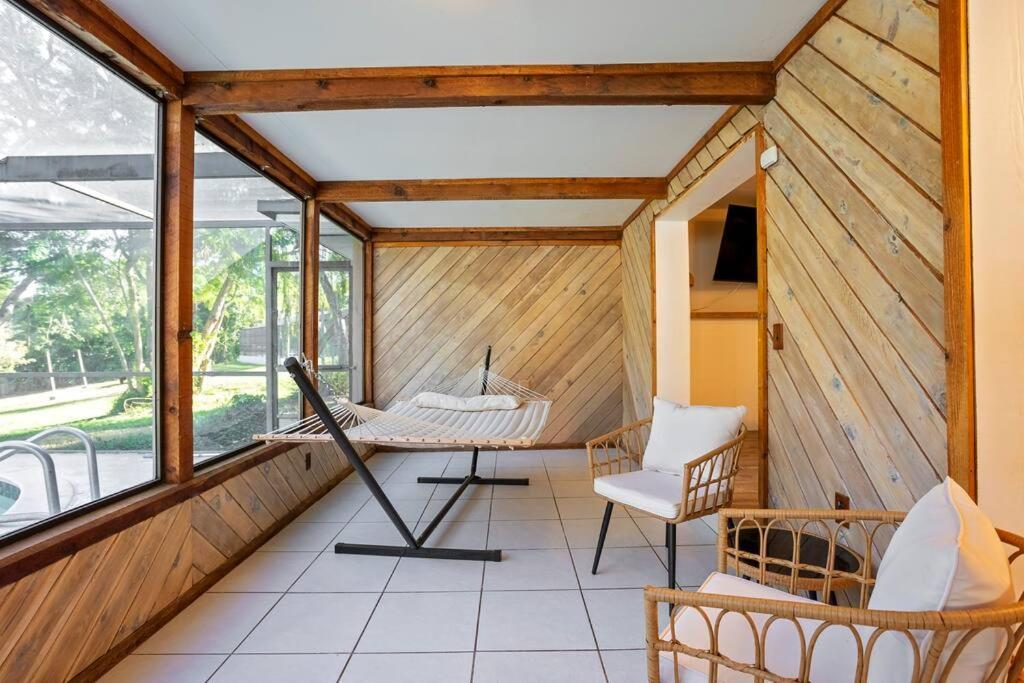 Cozy Lakefront Home W/ Pool -7 Mins From Legoland วินเทอร์เฮเวน ภายนอก รูปภาพ