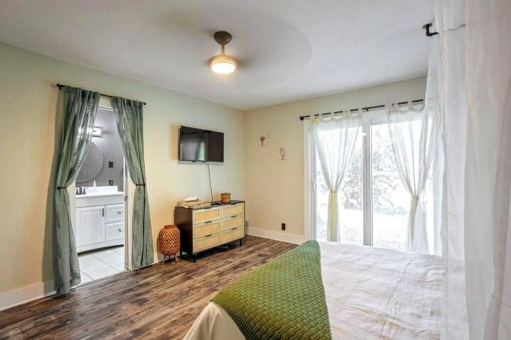Cozy Lakefront Home W/ Pool -7 Mins From Legoland วินเทอร์เฮเวน ภายนอก รูปภาพ